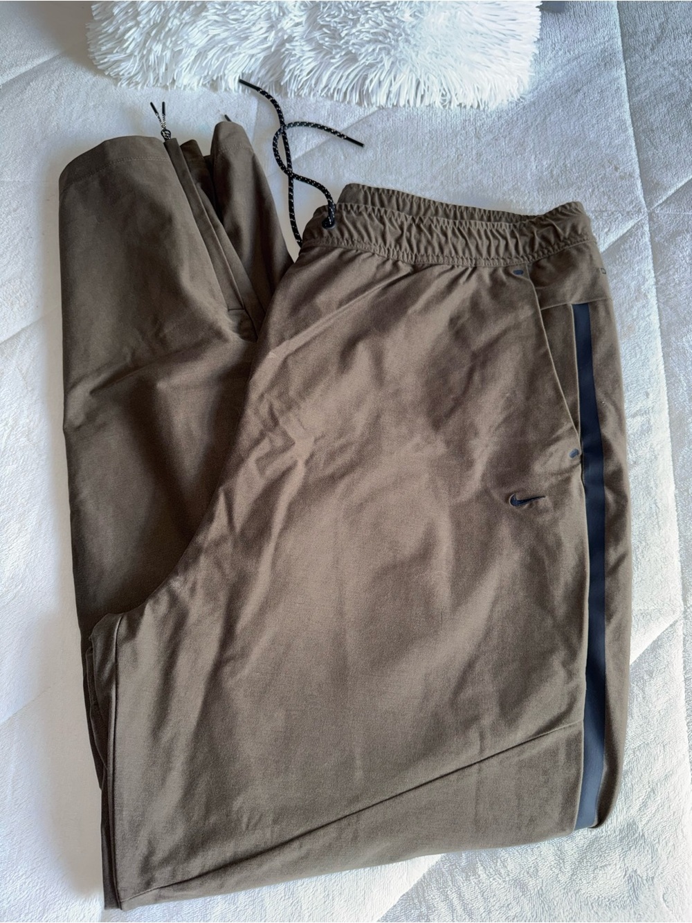 Nike Men's Olive Green Track Pants with Side Stripe